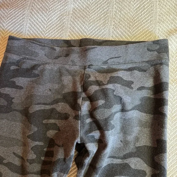 Pact Black Camouflage Leggings - Picture 2 of 7